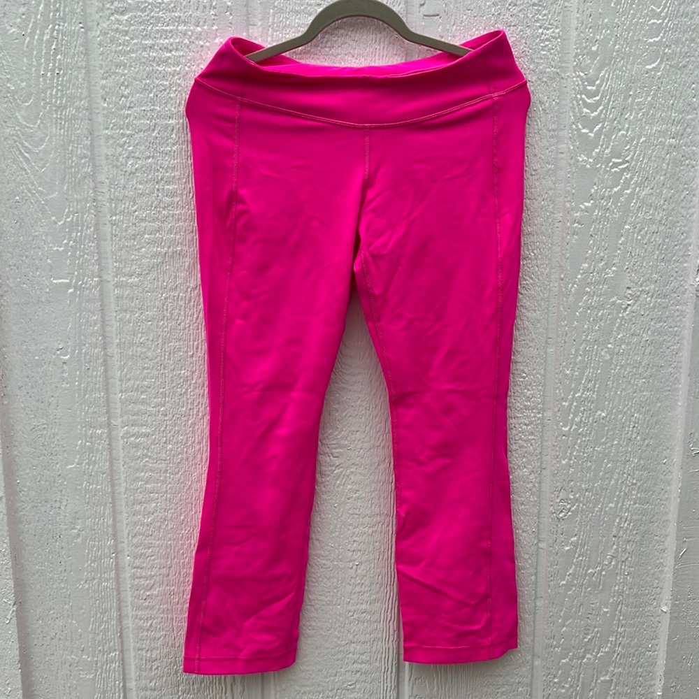 Lululemon Hot pink 7/8 leggings size 10